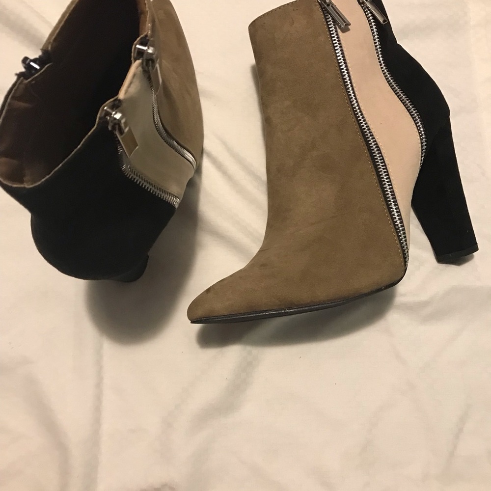 Women’s Multicolored Boots Sz 12